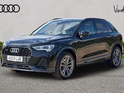 Second-hand Audi Q3 Black Edition 187 CP (137 kW) 2023 Negru SUV