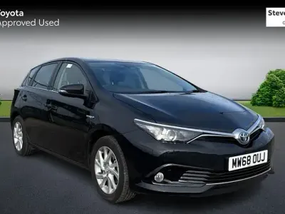 Used Toyota Auris Hybrid