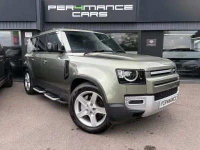 Used Land Rover Defender SE 300 HP (220 kW) 2023 Green SUV
