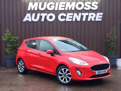 Usado Ford Fiesta Trend 85 HP (62 kW) 2019 Prateado Citadino