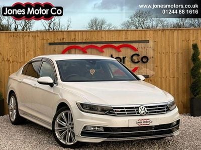Used VW Passat R-line 220 HP (161 kW) 2016 White Sedan