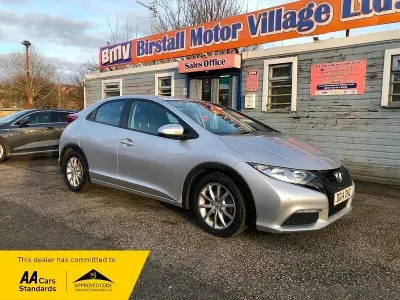 Używany Honda Civic S 100 KM (73 kW) 2014 Srebrny Hatchback