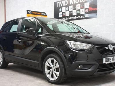 Used Vauxhall Crossland X S 102 HP (75 kW) 2019 Black SUV