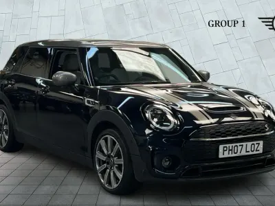 Usado Mini Cooper S Clubman Exclusive 176 CV (129 kW) 2023 Negro Familiar