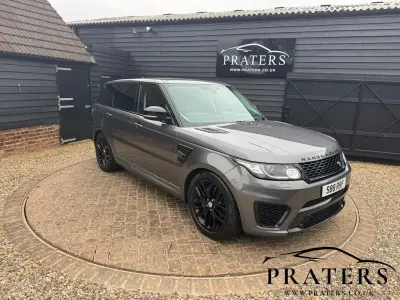 Begagnad Land Rover Range Rover Sport SVR 550 HK (404 kW) 2016 Grå SUV