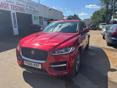 Used Jaguar F-Pace R-Sport 180 HP (132 kW) 2016 Red SUV
