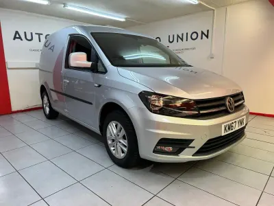 Usado VW Caddy Highline 102 HP (75 kW) 2017 Prateado Monovolume