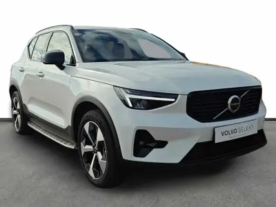 Used Volvo XC40 Plus 161 HP (118 kW) 2025 Black SUV