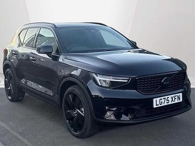 New Volvo XC40 Plus 2025 Black SUV