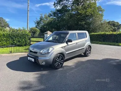 Used Kia Soul 126 HP (92 kW) 2011 Silver SUV