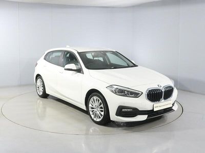 Used BMW 118 Sport Line 138 HP (101 kW) 2020 White Hatchback