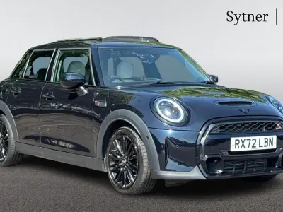 Used Mini Cooper S Exclusive 192 HP (141 kW) 2022 Black Hatchback