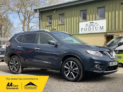 Used Nissan X-Trail N-Vision 130 HP (95 kW) 2017 Blue SUV