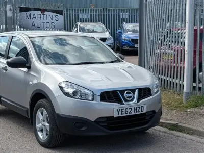 Begagnad Nissan Qashqai Visia 117 HK (86 kW) 2012 Silver SUV