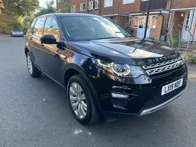 Used Land Rover Discovery 5 HSE 2019 Black SUV