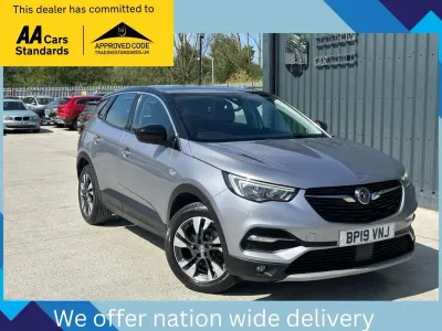 Used Vauxhall Grandland X Sport 130 HP (95 kW) 2019 Grey SUV