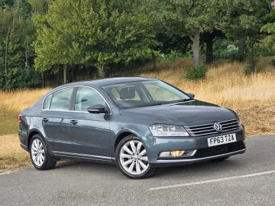 Used VW Passat Highline 140 HP (102 kW) 2013 Grey Sedan