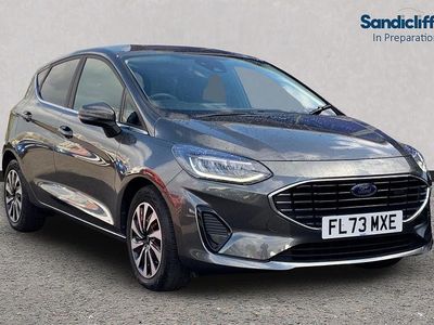 Używany Ford Fiesta Titanium 100 KM (73 kW) 2023 Szary Hatchback