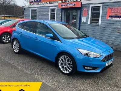Used Ford Focus Titanium X 120 HP (88 kW) 2017 Blue Hatchback