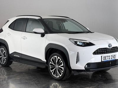 Used 2025 Toyota Yaris Hybrid Estate | £21,150 (Good price)