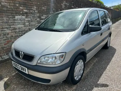 Used Vauxhall Zafira Club 123 HP (90 kW) 2003 Silver MPV