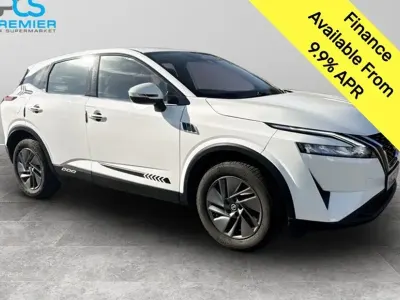 Used Nissan Qashqai Acenta Premium 140 HP (102 kW) 2022 White SUV