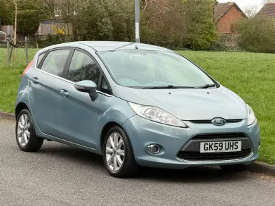 Używany Ford Fiesta Zetec 2009 Niebieski Hatchback