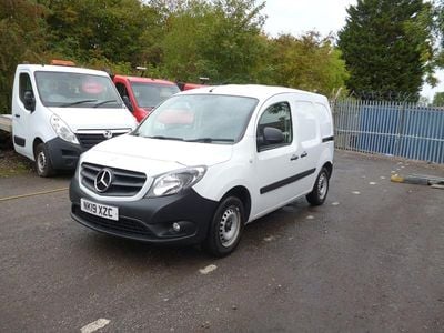 Mercedes Citan 109