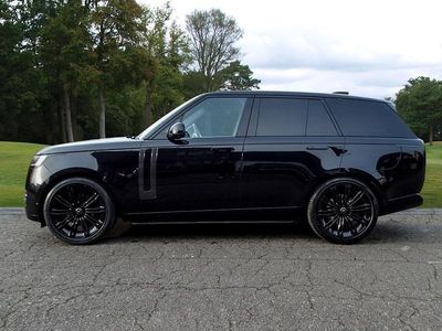 Used Land Rover Range Rover HSE 400 HP (294 kW) 2022 Black SUV