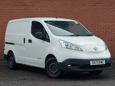 Używany Nissan e-NV200 Acenta 80 kW (109 KM) 2021 Biały Minivan