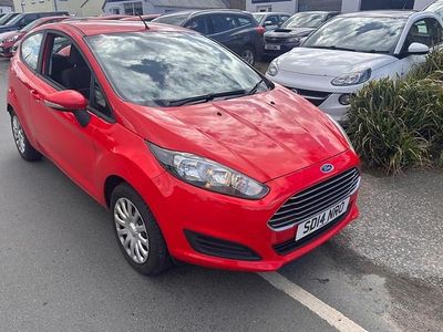 Used Ford Fiesta Style 82 HP (60 kW) 2014 Red Hatchback