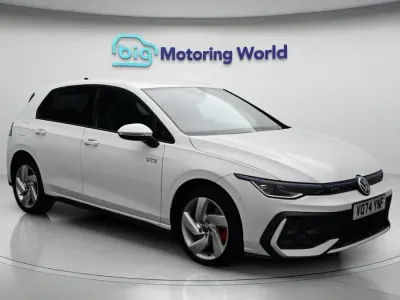 Used VW Golf VIII GTE 272 HP (200 kW) 2024 White Hatchback