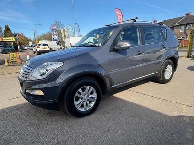 Used Ssangyong (KGM) Rexton 178 HP (130 kW) 2016 Grey SUV