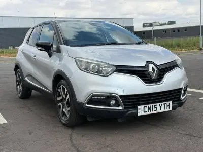 Used Renault Captur Dynamique 90 HP (66 kW) 2015 Silver SUV