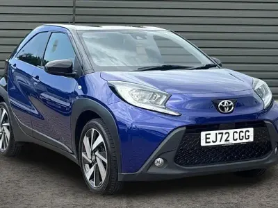 Used Toyota Aygo X 72 HP (52 kW) 2022 Blue SUV