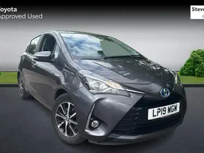 Used Toyota Yaris Hybrid 101 HP (74 kW) 2019 Hatchback
