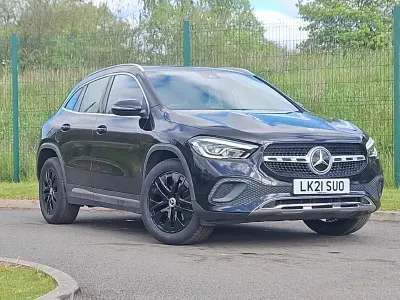 Usado Mercedes GLA200 163 HP (119 kW) 2021 Preto SUV