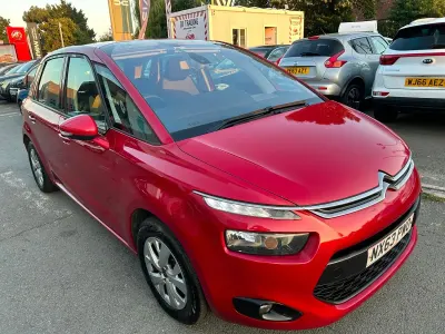 Used Citroën C4 Picasso VTR Sport 115 HP (84 kW) 2013 Red MPV