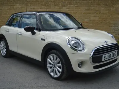 Used Mini Cooper Classic 136 HP (100 kW) 2020 White Hatchback