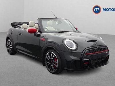 Begagnad Mini John Cooper Works Cabriolet 231 HK (169 kW) 2022 Grön Cab