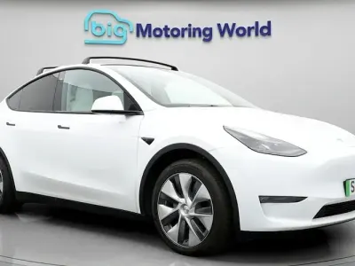 Used Tesla Model Y Long Range AWD 286 kW (389 HP) 2025 SUV