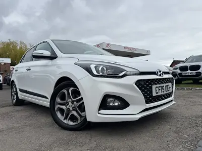 Używany Hyundai i20 Premium SE 120 KM (88 kW) 2019 Biały Hatchback