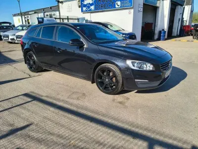 Usado Volvo V60 Business Edition 181 CV (133 kW) 2015 Negro Familiar