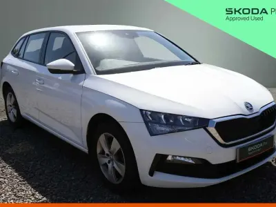 Used Skoda Scala SE 115 HP (84 kW) 2020 Candy white Hatchback