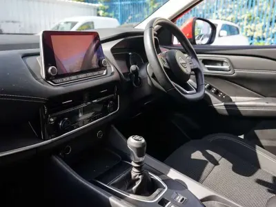 Used Nissan Qashqai Acenta Premium 155 HP (114 kW) 2023 Red SUV