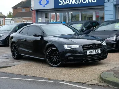 Begagnad Audi A5 Black Edition 177 HK (130 kW) 2015 Svart Sportkupé