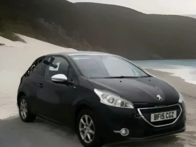 Käytetty Peugeot 208