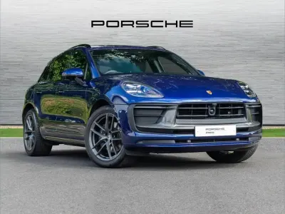 Used Porsche Macan 261 HP (191 kW) 2024 Blue SUV