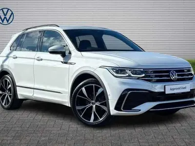 Usado VW Tiguan R-line 150 HP (110 kW) 2022 Branco SUV