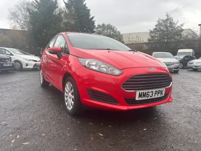 Used Ford Fiesta Style 82 HP (60 kW) 2014 Red Hatchback